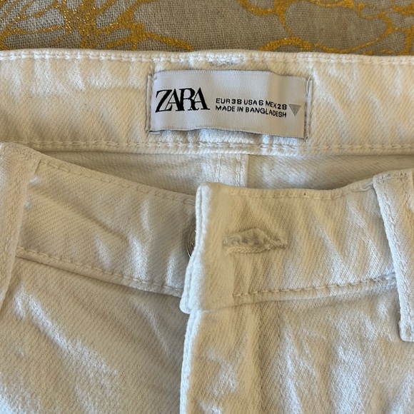 Zara White Jean - Picture 2 of 6